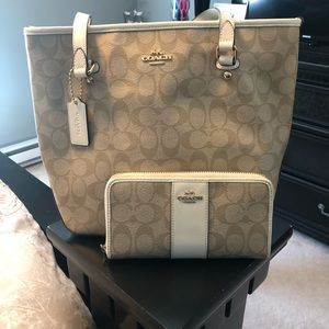 Coach handbags